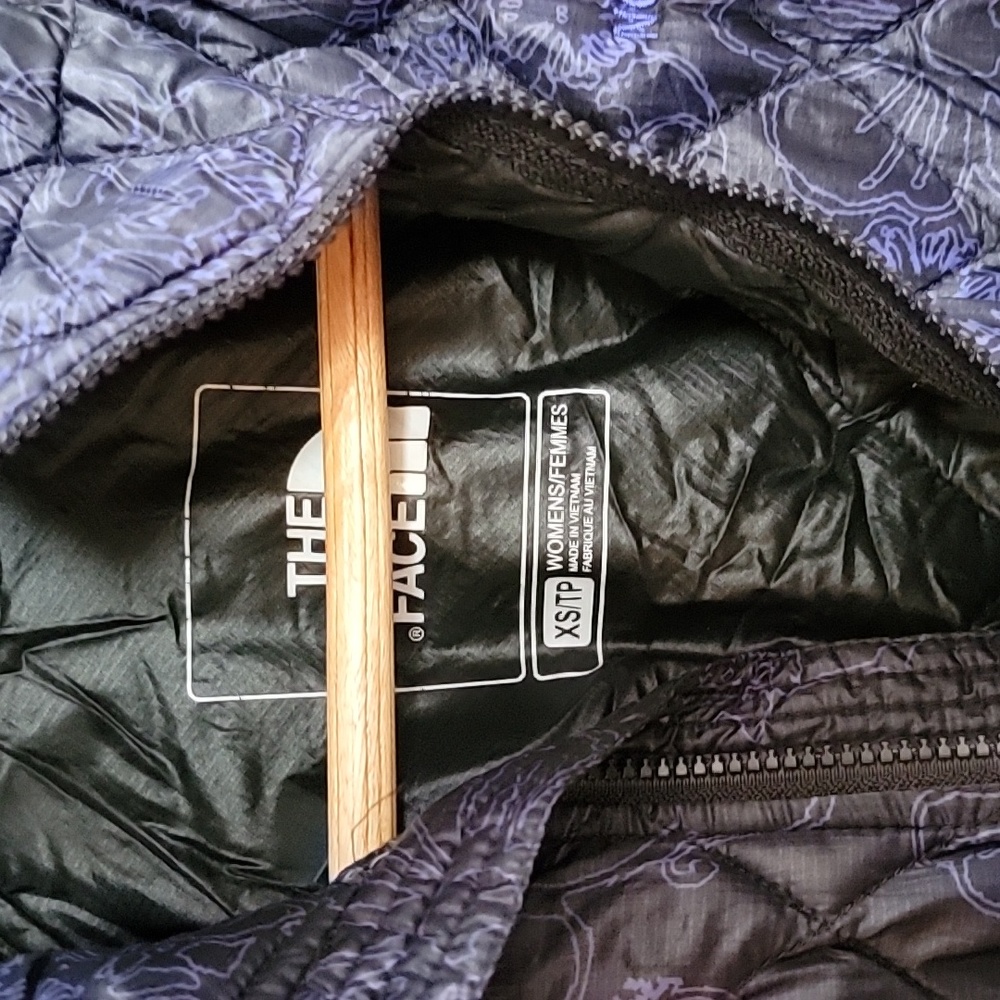 Northface Lightweight Packable Puffer Jacket Xs - image 2